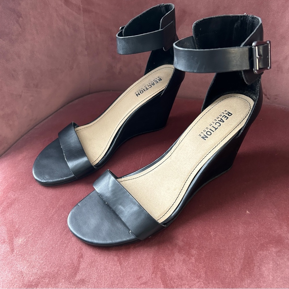 8.5 Reaction Kenneth Cole Wedge Sandal - Ava - Tastic